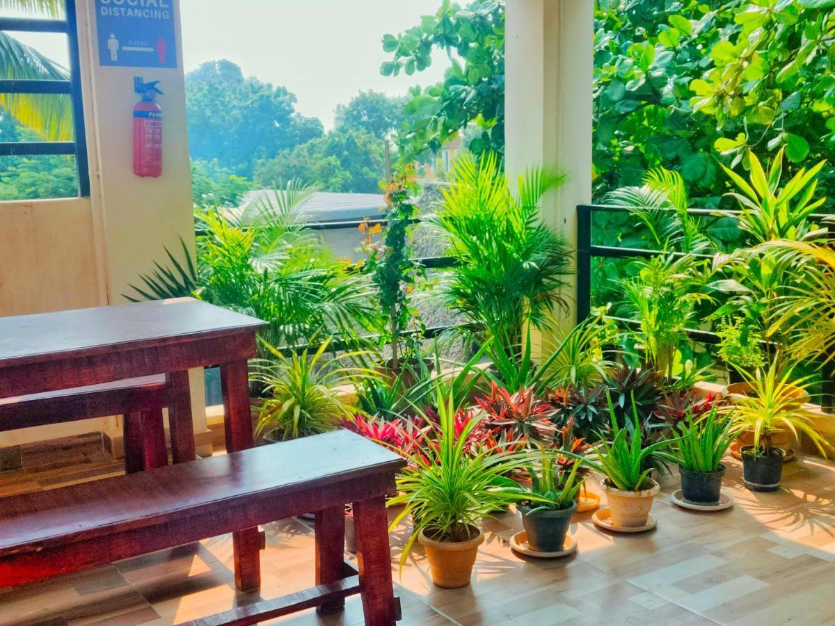 S3 Beach House Puducherry Exterior foto