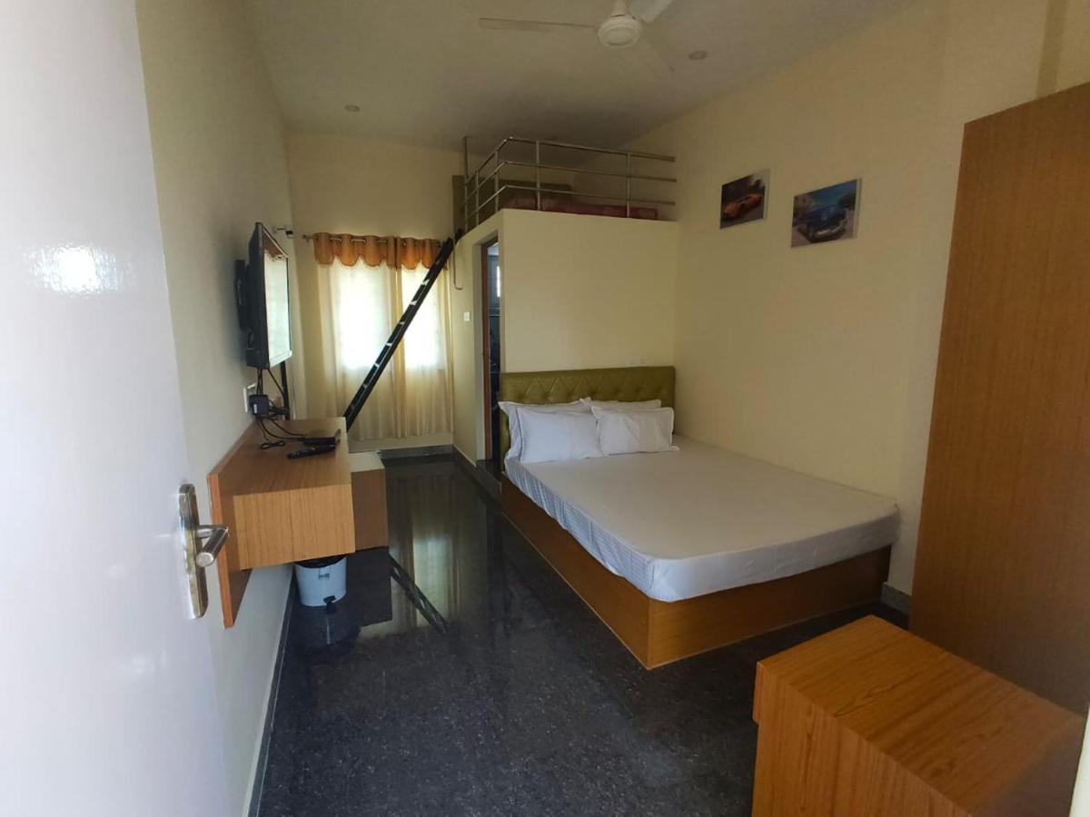 S3 Beach House Puducherry Exterior foto