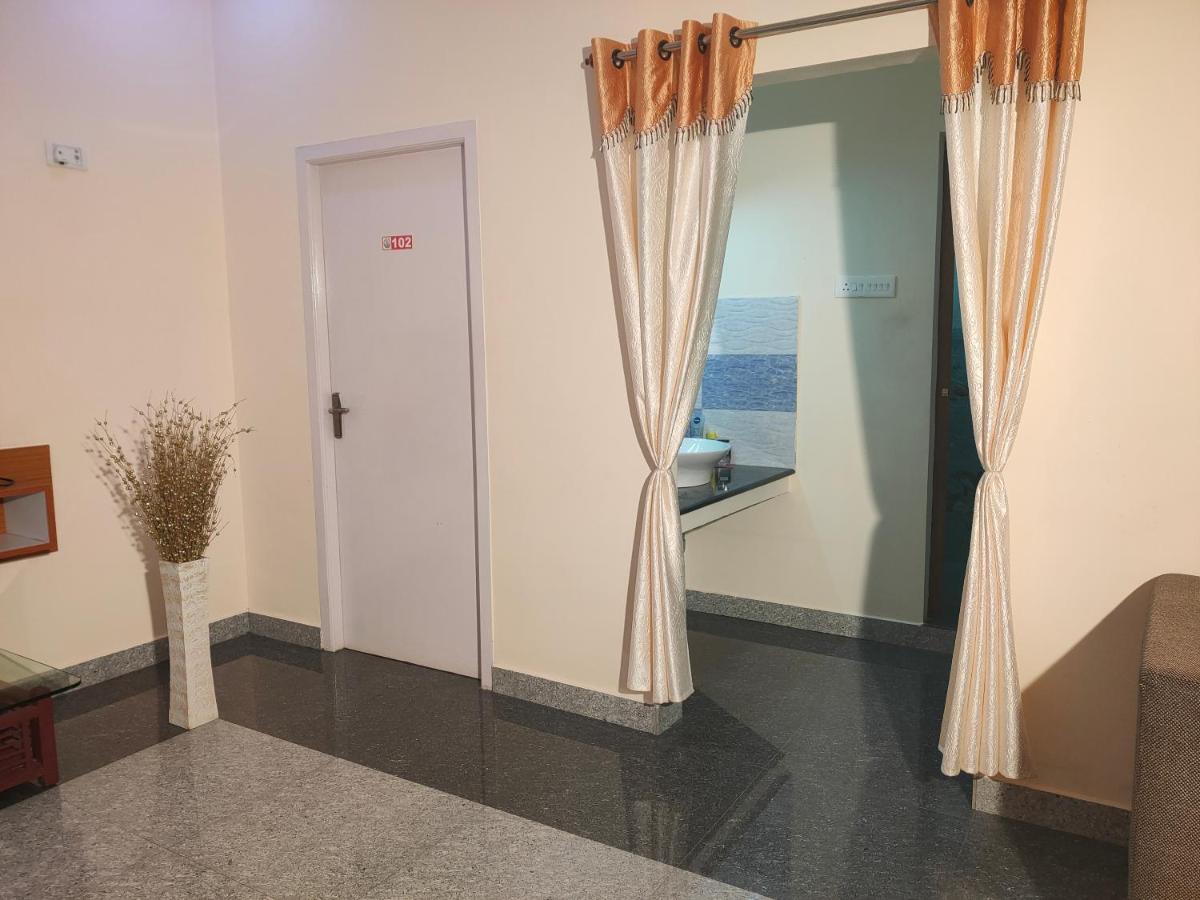 S3 Beach House Puducherry Exterior foto