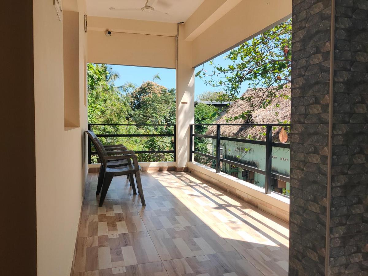 S3 Beach House Puducherry Exterior foto