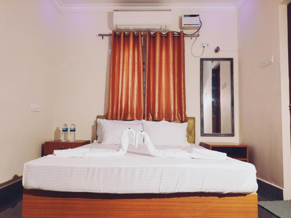 S3 Beach House Puducherry Exterior foto